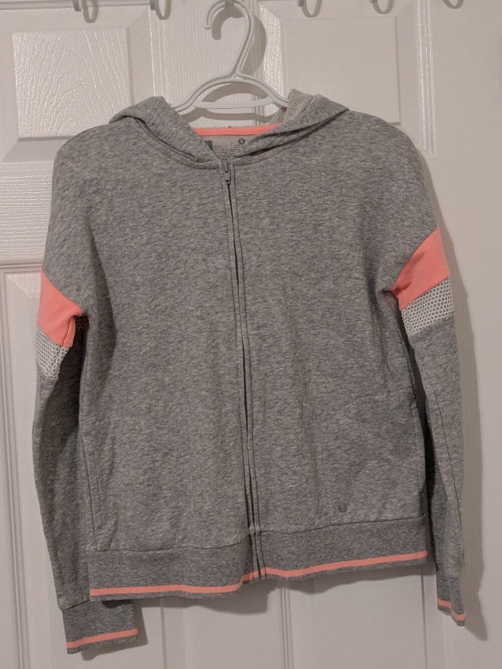 Xersion zip up hoodie with pockets size 16/XL